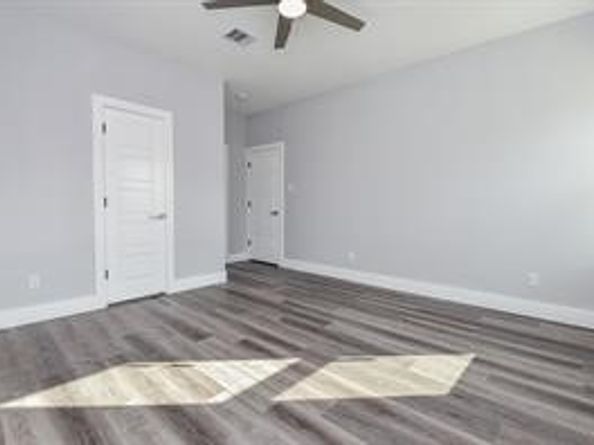 9337 Freeland Street, Houston TX 77075