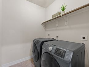 26 W Oaks Drive, Houston TX 77058