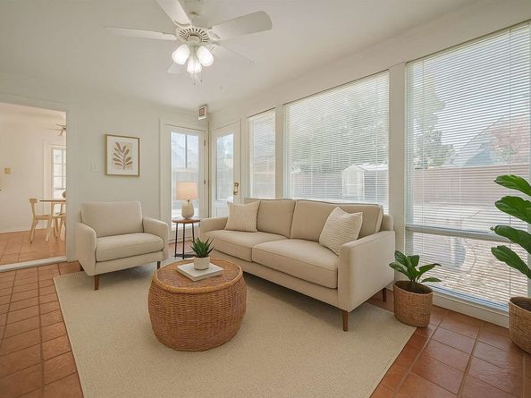 826 Heights Boulevard, Houston TX 77007