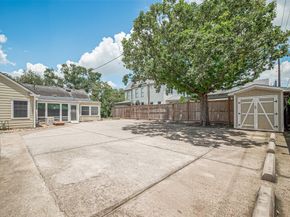 826 Heights Boulevard, Houston TX 77007