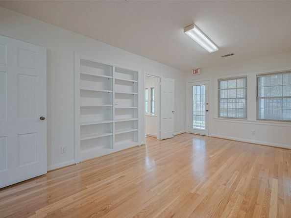 826 Heights Boulevard, Houston TX 77007