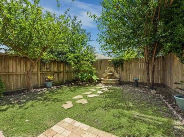 2505 Couch Street B, Houston TX 77008