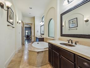 2505 Couch Street B, Houston TX 77008