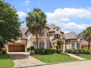 718 Marywood Chase, Houston TX 77079