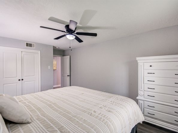8706 Glen Valley Drive, Houston TX 77061