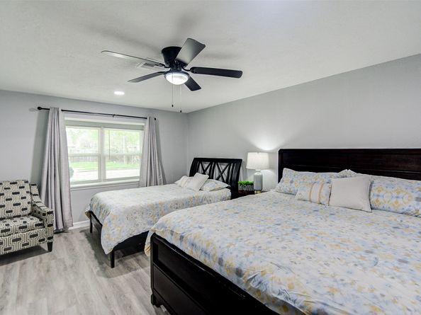 8706 Glen Valley Drive, Houston TX 77061
