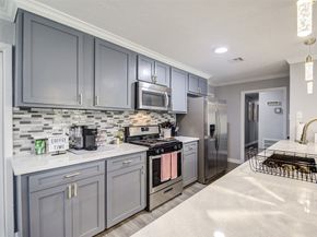 8706 Glen Valley Drive, Houston TX 77061