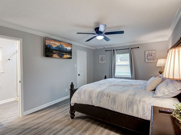 8706 Glen Valley Drive, Houston TX 77061