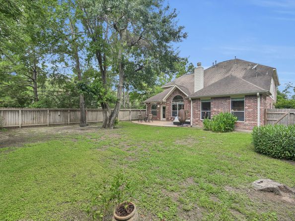2 Colewood Court, The Woodlands TX 77382