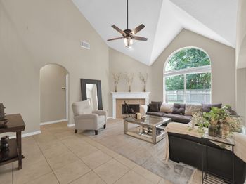 2 Colewood Court