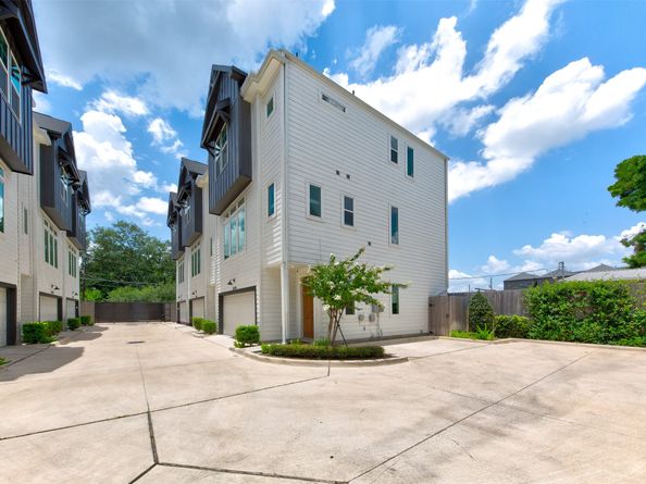 1526 Ojeman Road A, Houston TX 77055