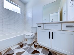 1526 Ojeman Road A, Houston TX 77055