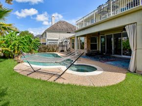 1006 Pointe Loma Drive, Sugar Land TX 77479