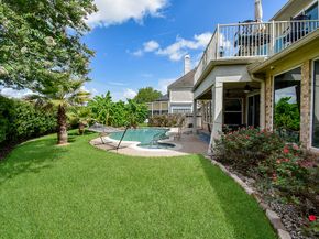 1006 Pointe Loma Drive, Sugar Land TX 77479