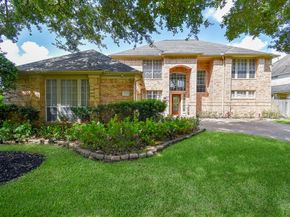1006 Pointe Loma Drive, Sugar Land TX 77479