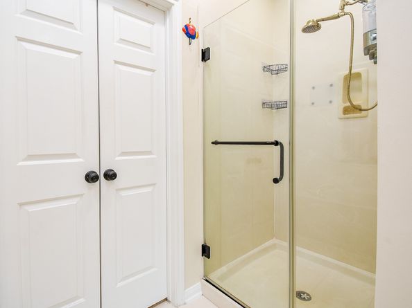 1006 Pointe Loma Drive, Sugar Land TX 77479