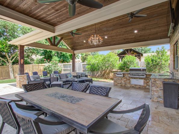 2512 Eagle Post Drive, Conroe TX 77304