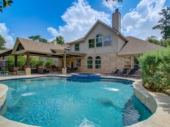 2512 Eagle Post Drive