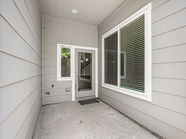 1907 Harlem Street A, Houston TX 77020