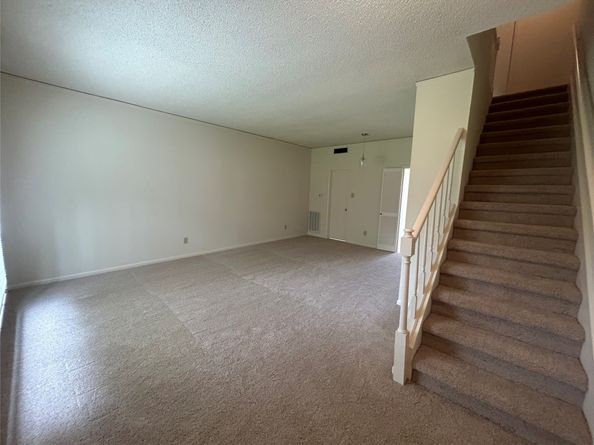 850 Threadneedle Street 71, Houston TX 77079