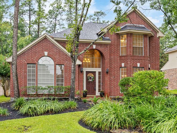 107 N Sunny Slope Circle, The Woodlands TX 77381