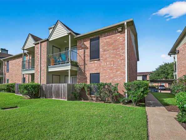 18800 Egret Bay Boulevard 1207, Webster TX 77058