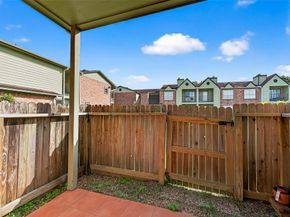 18800 Egret Bay Boulevard 1207, Webster TX 77058
