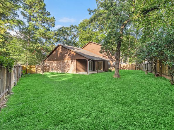 11 Fiddleleaf Court, The Woodlands TX 77381