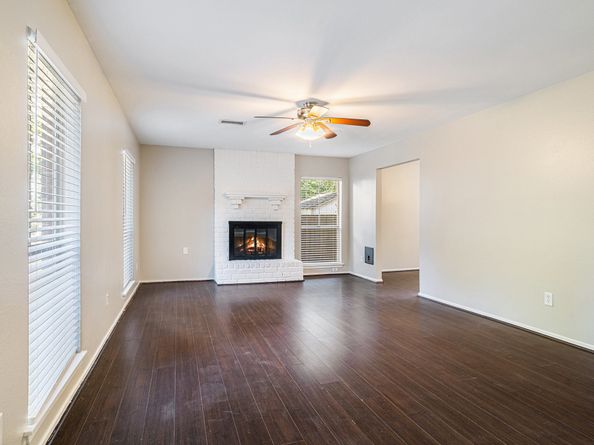 11 Fiddleleaf Court, The Woodlands TX 77381