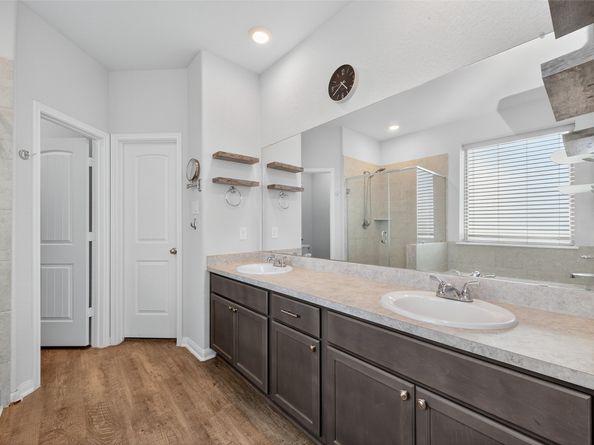 6207 Twin Fawns Drive, Conroe TX 77303