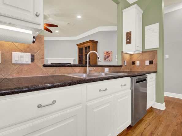 3022 E Park At Fairdale, Houston TX 77057