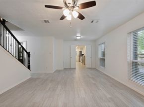 6 Sylvan Forest Drive, The Woodlands TX 77381
