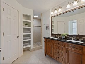 6 Sylvan Forest Drive, The Woodlands TX 77381