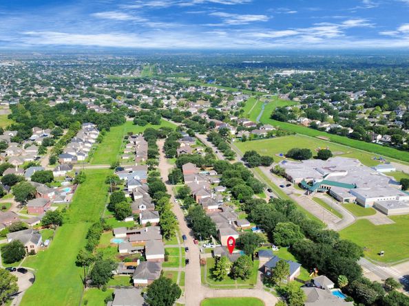 9410 Gatmere Court, Sugar Land TX 77498