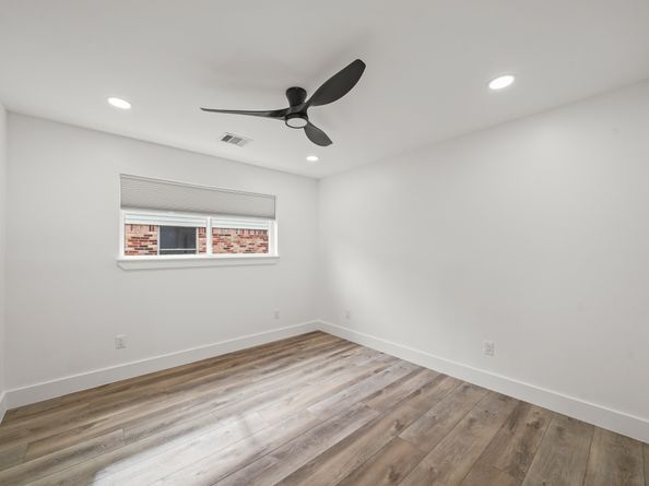 6122 Rutherglenn Drive, Houston TX 77096