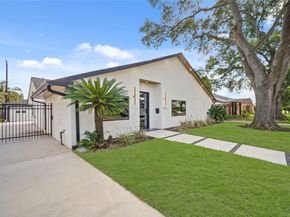 6122 Rutherglenn Drive, Houston TX 77096