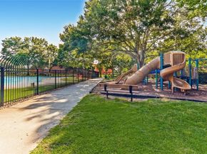 6122 Rutherglenn Drive, Houston TX 77096