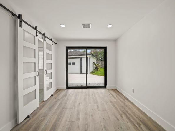 6122 Rutherglenn Drive, Houston TX 77096