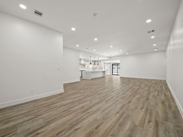 6122 Rutherglenn Drive, Houston TX 77096