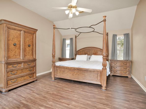 22 Robin Trail, Conroe TX 77304