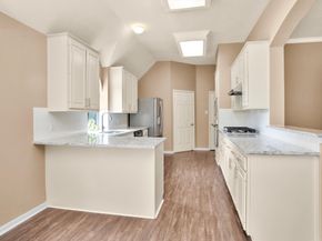 22 Robin Trail, Conroe TX 77304