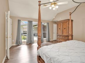 22 Robin Trail, Conroe TX 77304