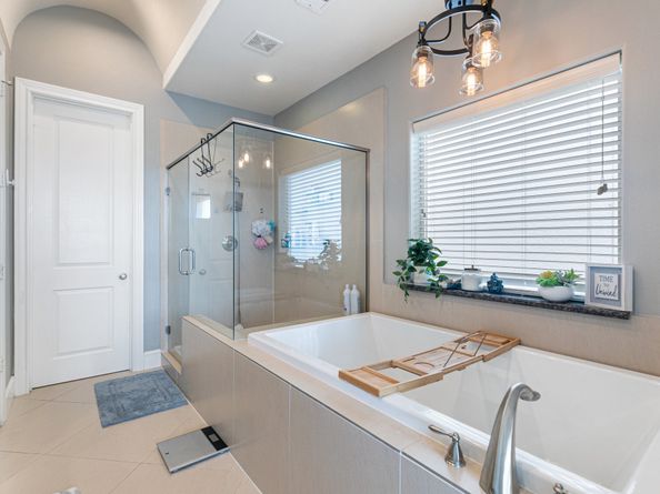 5633 Cohn Meadow Lane, Houston TX 77007
