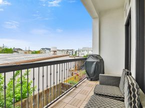 5633 Cohn Meadow Lane, Houston TX 77007