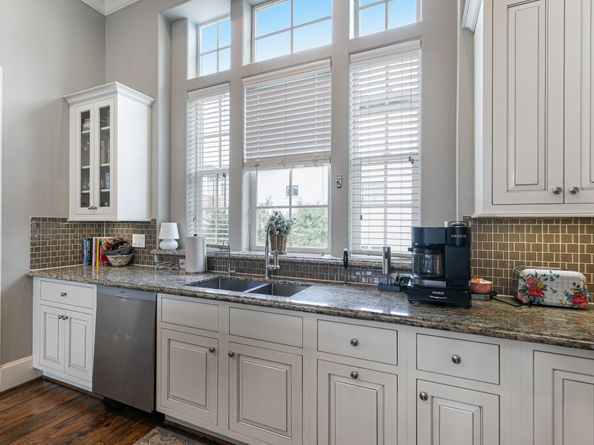 5633 Cohn Meadow Lane, Houston TX 77007