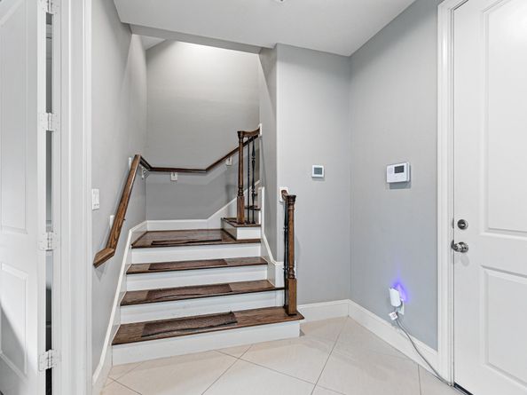5633 Cohn Meadow Lane, Houston TX 77007