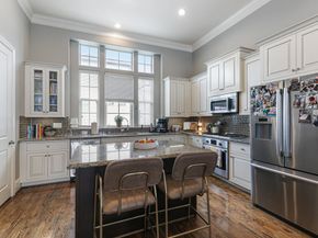 5633 Cohn Meadow Lane, Houston TX 77007