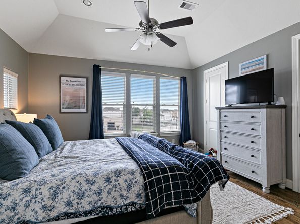 5633 Cohn Meadow Lane, Houston TX 77007