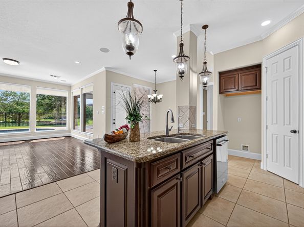 1722 Ravenel Lane, Sugar Land TX 77479