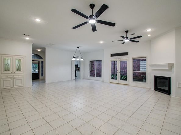 7203 W Hearthstone Green Drive, Houston TX 77095